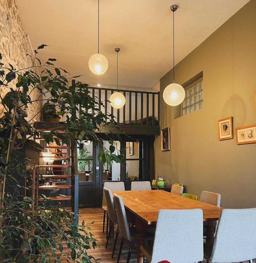 Au Bout Du Pre Hotel Pezenas Bagian luar foto
