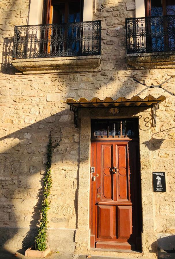 Au Bout Du Pre Hotel Pezenas Bagian luar foto