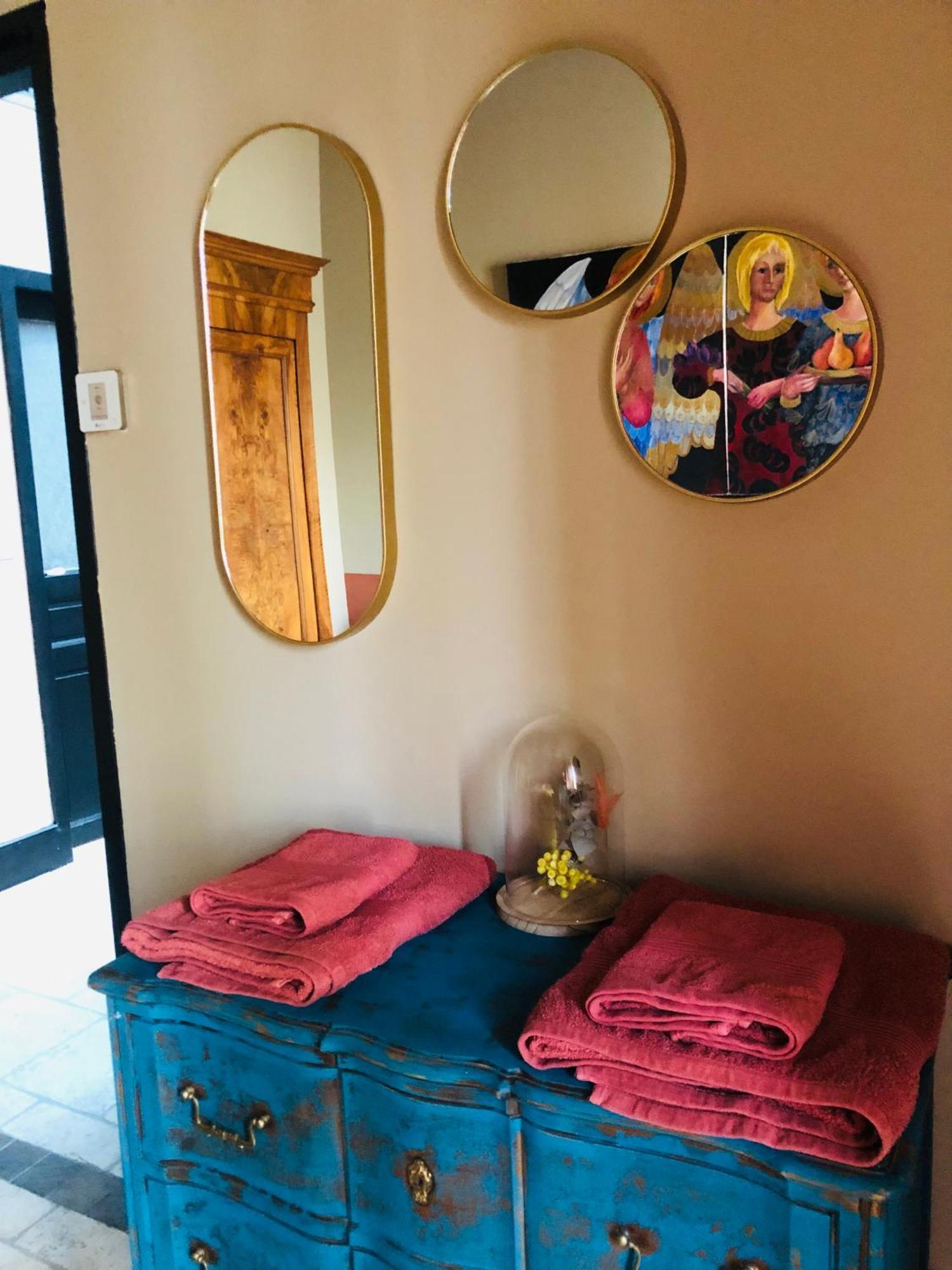 Au Bout Du Pre Hotel Pezenas Bagian luar foto